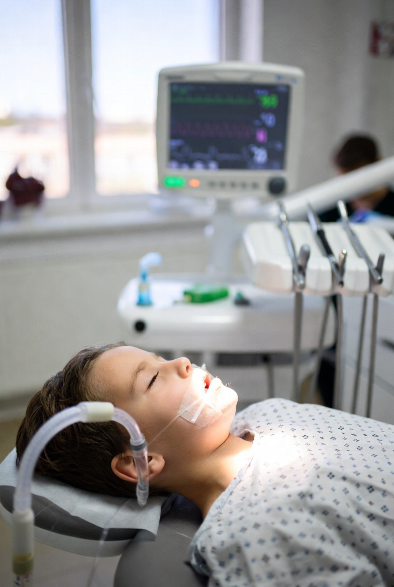 Dětské ošetření v celkové anestezii — Estoma Clinic