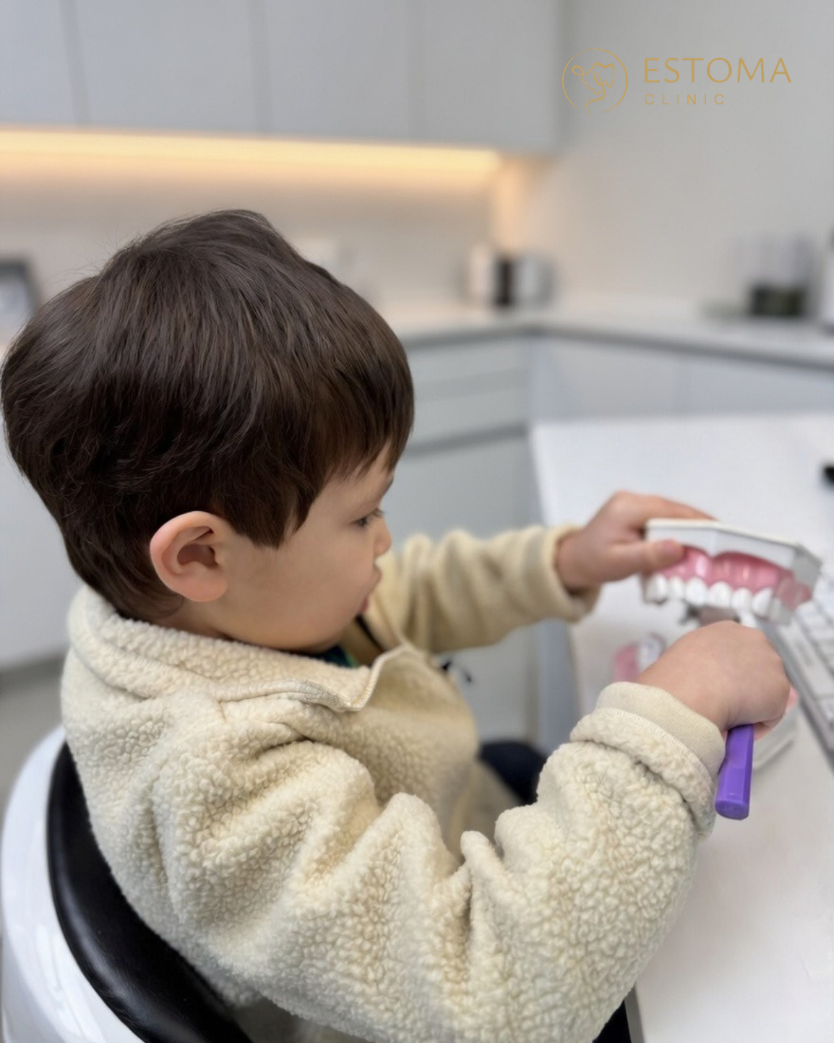 Adaptační návštěva dítěte u zubaře — Estoma Clinic